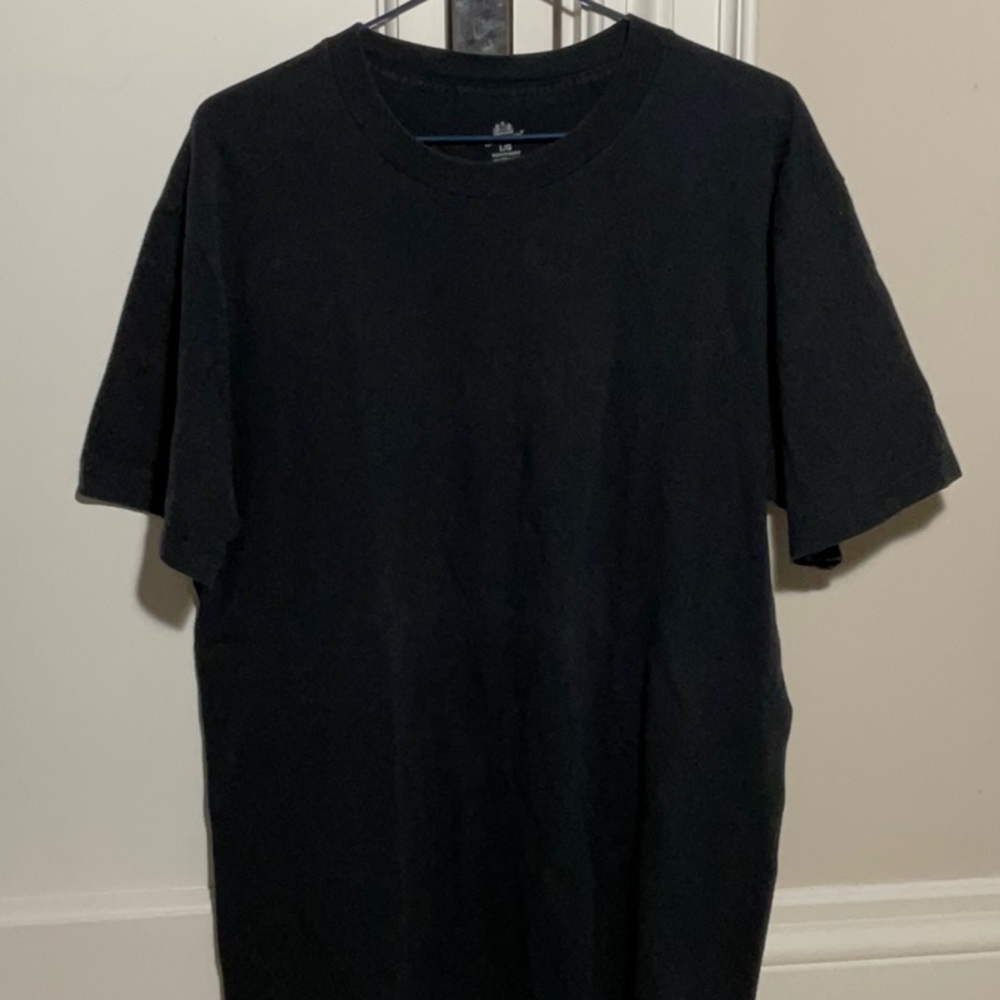 📖Stanford black tee shirt